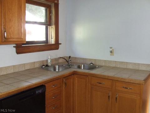 331 Julien Ave, Akron, OH 44310 photo 20