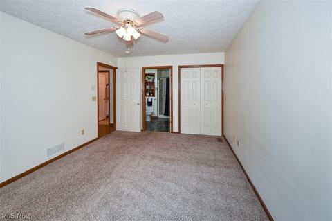 136 Bentley Dr, Elyria, OH 44035 photo 17