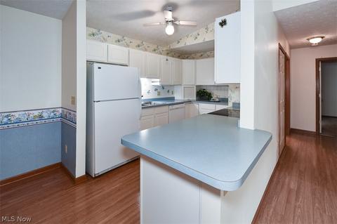 136 Bentley Dr, Elyria, OH 44035 photo 9