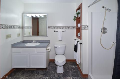 136 Bentley Dr, Elyria, OH 44035 photo 19