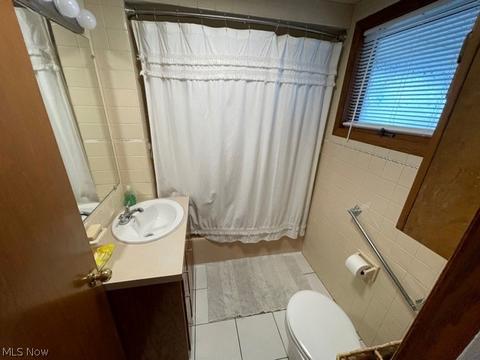 429 E 2nd St, Dover, OH 44622 photo 11