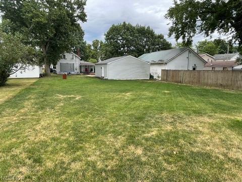 429 E 2nd St, Dover, OH 44622 photo 13
