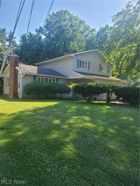 158 Meadow Dr, Elyria, OH 44035 photo 1