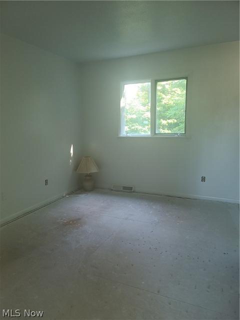 158 Meadow Dr, Elyria, OH 44035 photo 14