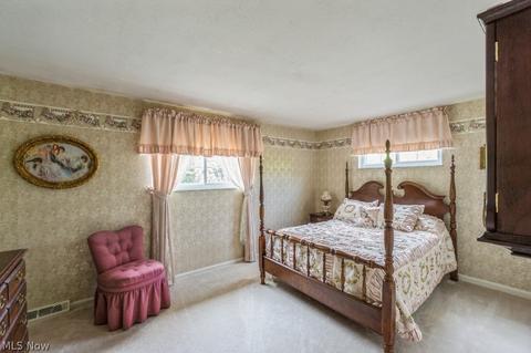 6015 Regency Dr, Parma, OH 44129 photo 20