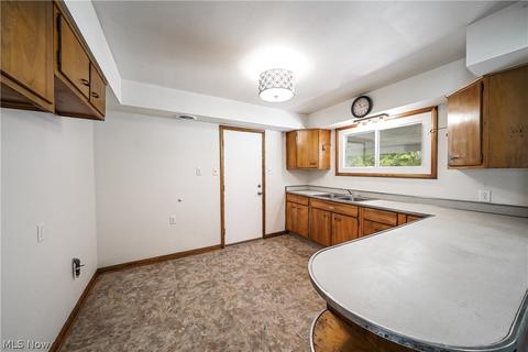 9441 Edgewood Dr, Windham, OH 44288 photo 19