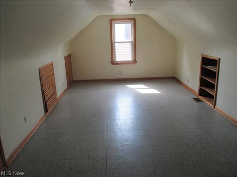 46 Helena Dr, Struthers, OH 44471 photo 6
