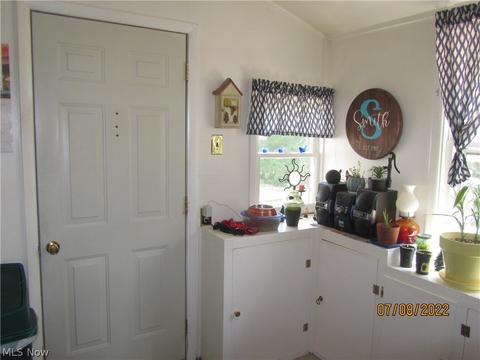 462 Sharp St, Salem, OH 44460 photo 13