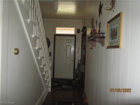 462 Sharp St, Salem, OH 44460 photo 4