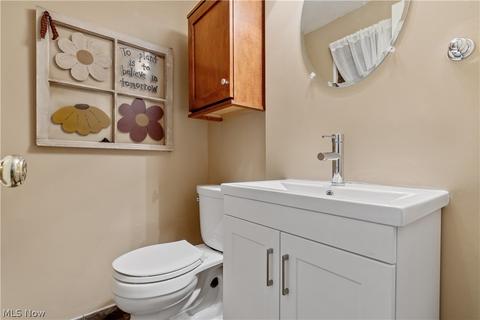 4000 Eaton Rd NW, Canton, OH 44708 photo 15