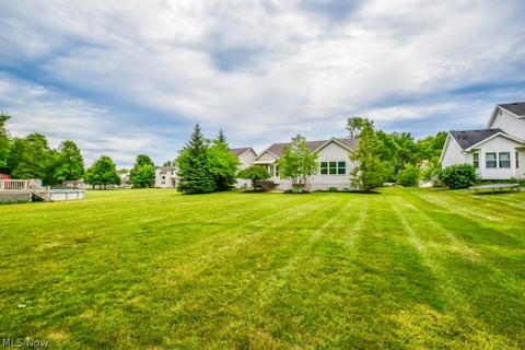 208 Patrick John Dr, Wadsworth, OH 44281 photo 29