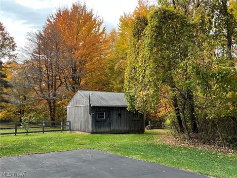 6119 Green Rd, Ashtabula, OH 44004 photo 6