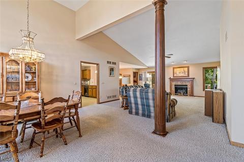 7009 Buckhorn Dr NW, Canton, OH 44708 photo 3