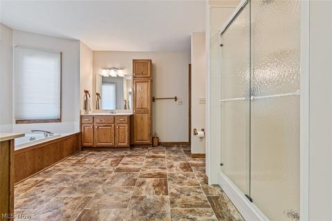 7009 Buckhorn Dr NW, Canton, OH 44708 photo 20