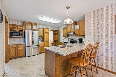 7009 Buckhorn Dr NW, Canton, OH 44708 photo 13