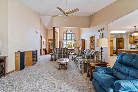 7009 Buckhorn Dr NW, Canton, OH 44708 photo 8