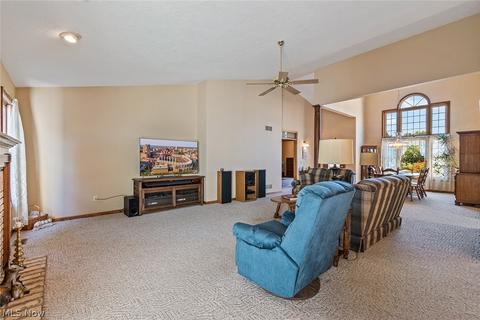 7009 Buckhorn Dr NW, Canton, OH 44708 photo 10