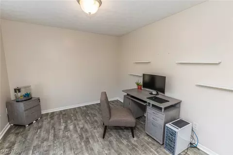 4031 Timber Walk, Lorain, OH 44053 photo 13