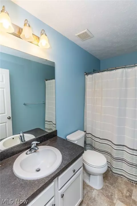 4031 Timber Walk, Lorain, OH 44053 photo 21