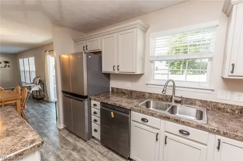 4031 Timber Walk, Lorain, OH 44053 photo 5