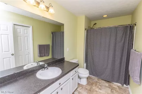 4031 Timber Walk, Lorain, OH 44053 photo 18