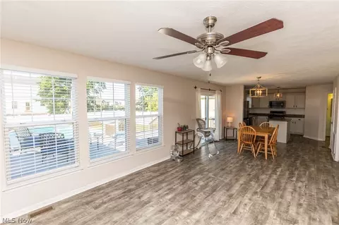 4031 Timber Walk, Lorain, OH 44053 photo 6