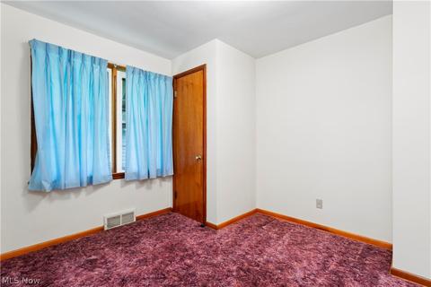 327 Beebe Ave, Elyria, OH 44035 photo 21