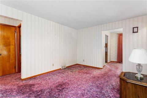 327 Beebe Ave, Elyria, OH 44035 photo 14