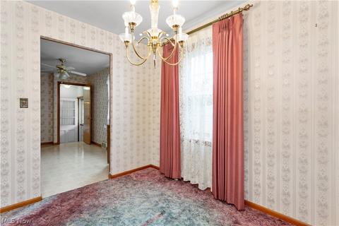 327 Beebe Ave, Elyria, OH 44035 photo 9