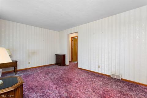 327 Beebe Ave, Elyria, OH 44035 photo 13