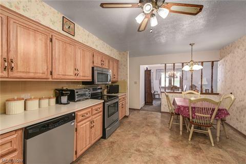 135 Panorama Dr, Seven Hills, OH 44131 photo 14