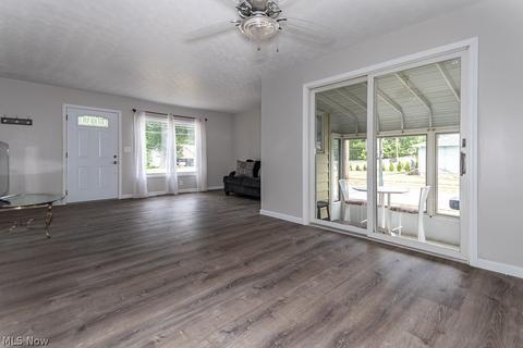 2426 Rockefeller Rd, Wickliffe, OH 44092 photo 9