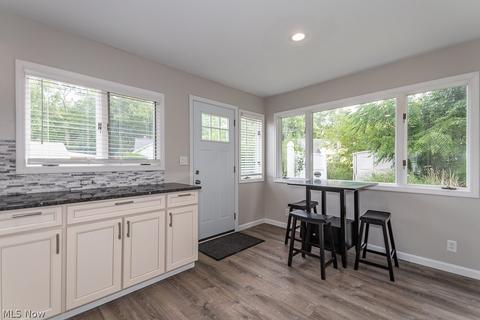2426 Rockefeller Rd, Wickliffe, OH 44092 photo 7