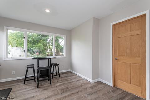 2426 Rockefeller Rd, Wickliffe, OH 44092 photo 8