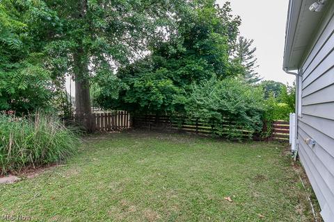 2426 Rockefeller Rd, Wickliffe, OH 44092 photo 27
