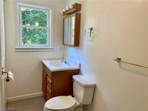5708 N Ridge Rd E, Ashtabula, OH 44004 photo 7