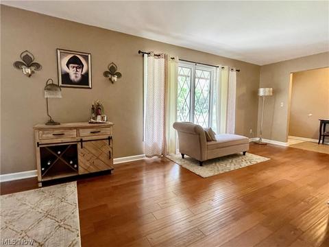 8448 Crystal Dr, Boardman, OH 44512 photo 13