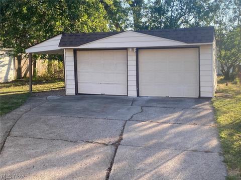 804 E 249th St, Euclid, OH 44123 photo 17