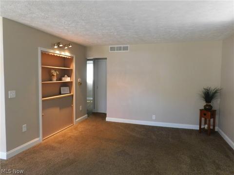 2042 E 45th St, Ashtabula, OH 44004 photo 13