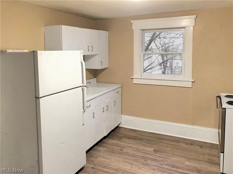 220 Ralph Ct NW, Canton, OH 44708 photo 7