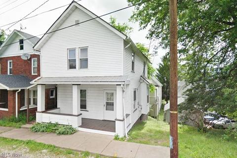 220 Ralph Ct NW, Canton, OH 44708 photo 1