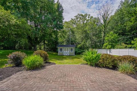 34130 Maple Dr, Solon, OH 44139 photo 29