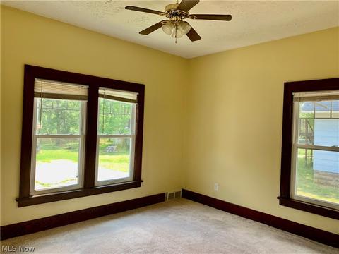 17280 Libby Rd, Maple Heights, OH 44137 photo 5