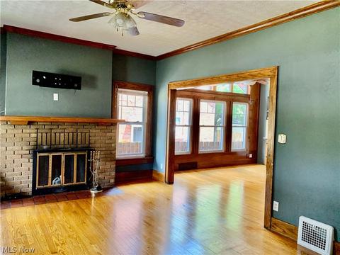 17280 Libby Rd, Maple Heights, OH 44137 photo 2