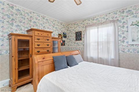 223 Eastern Heights Blvd, Elyria, OH 44035 photo 23