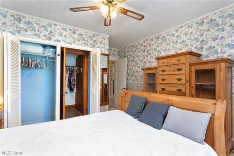 223 Eastern Heights Blvd, Elyria, OH 44035 photo 22