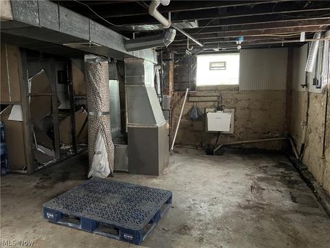 822 Broad St, Elyria, OH 44035 photo 18