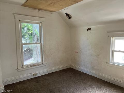 822 Broad St, Elyria, OH 44035 photo 12