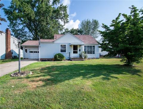 2915 18th St NW, Canton, OH 44708 photo 1