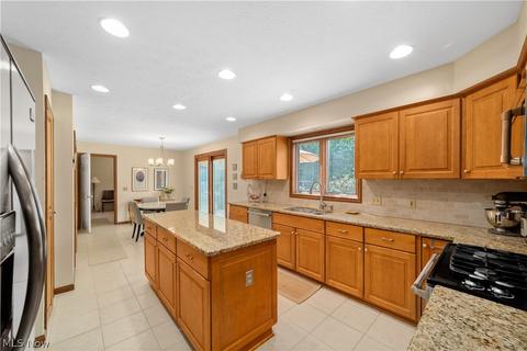 34450 Ada Dr, Solon, OH 44139 photo 10
